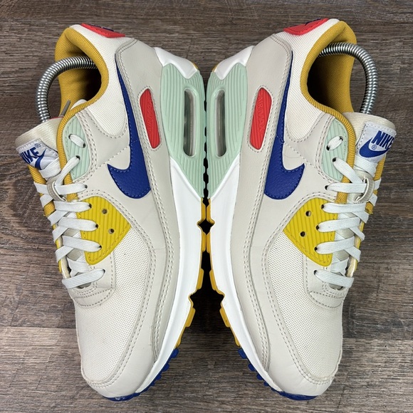 SOLD IN STORE Nike Air Max 90 Pistachio Frost (Women's) DA8726-100 Size 10 - Picture 5 of 10